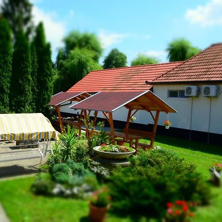 La Siesta Bogacs Apartman Buitenkant foto