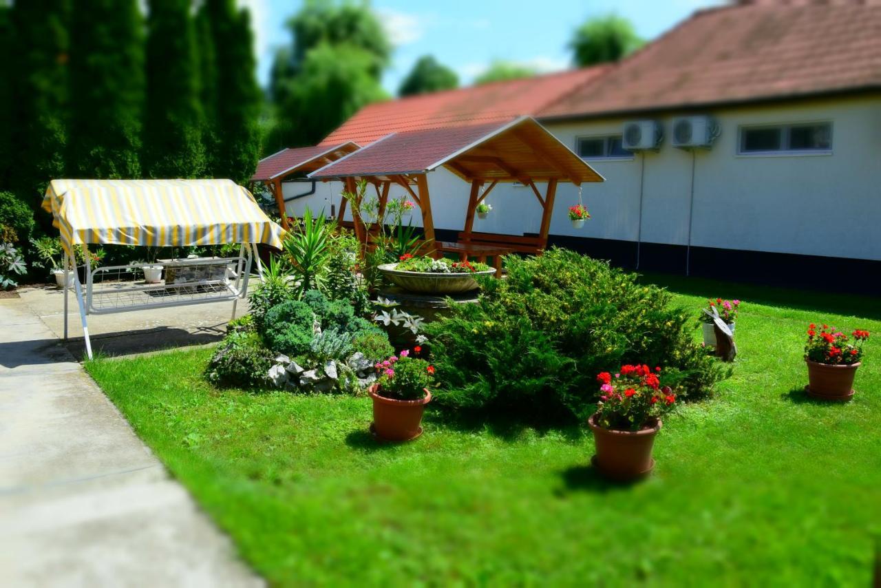 La Siesta Bogacs Apartman Buitenkant foto