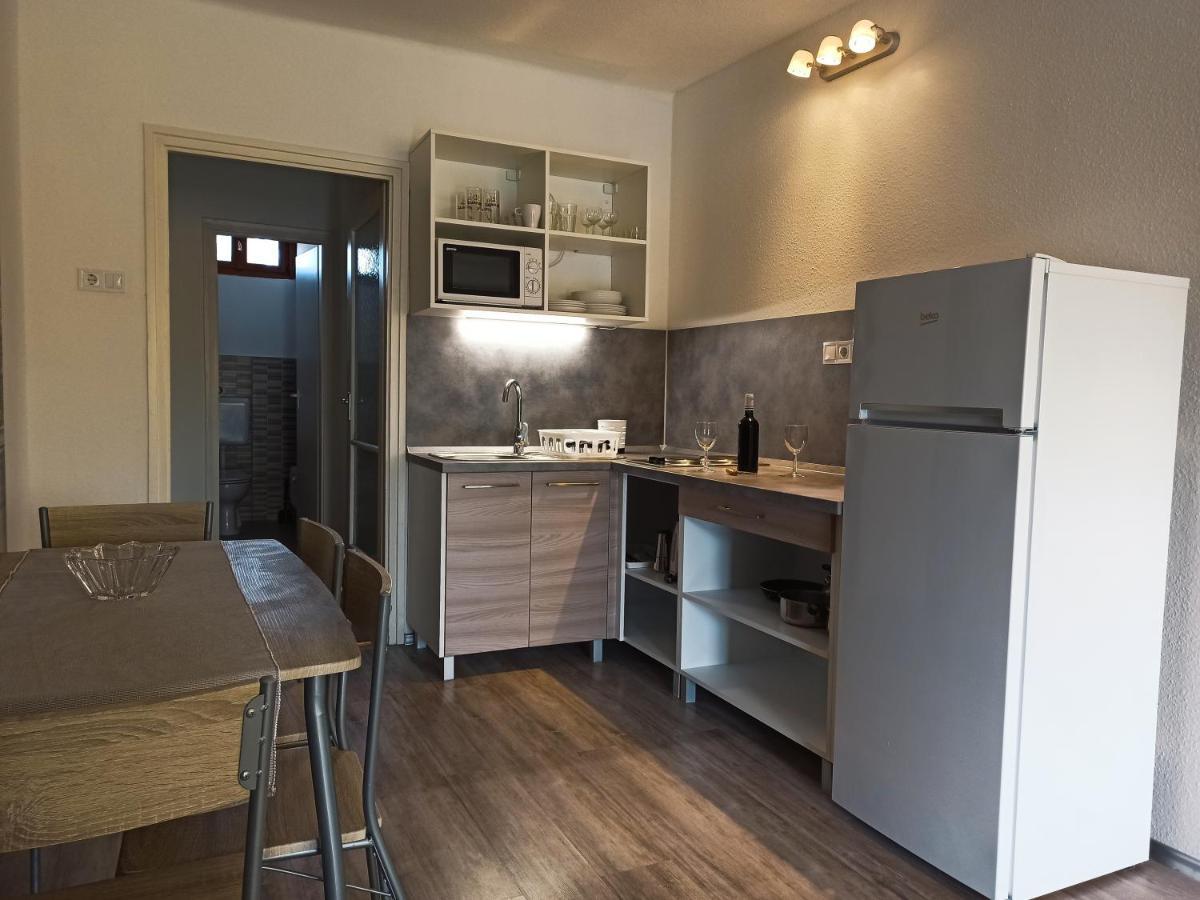 La Siesta Bogacs Apartman Buitenkant foto