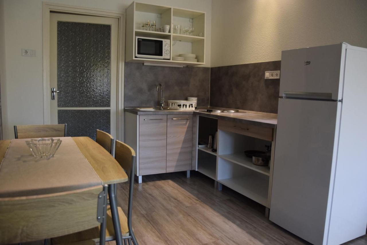 La Siesta Bogacs Apartman Buitenkant foto